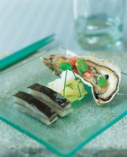 Lemon sole and fresh oyster salad (Hirame konbu jime to nama-gaki no salada)