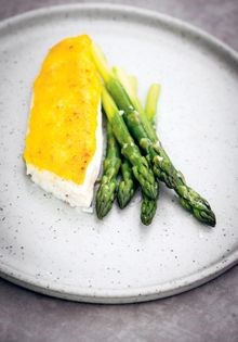 Lemon sole with Parmesan crust/asparagus