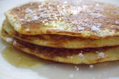 Lemon souffle pancakes
