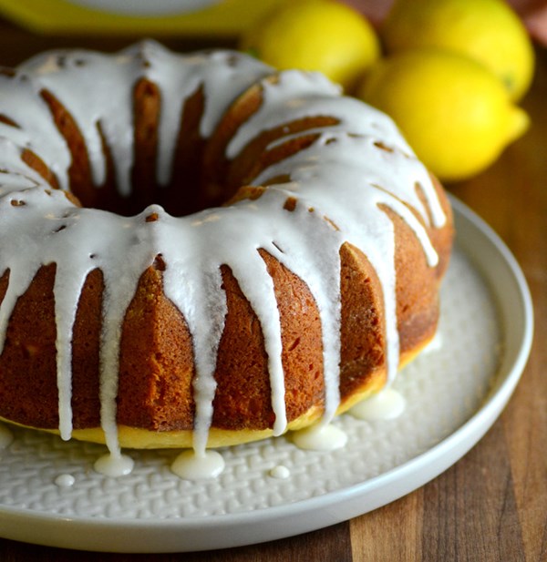 Lemon sour cream bundt cake