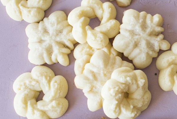 Lemon spritz cookies