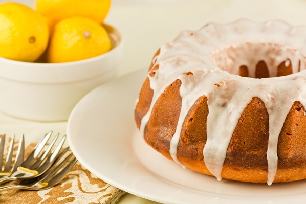 Lemon syrup cake