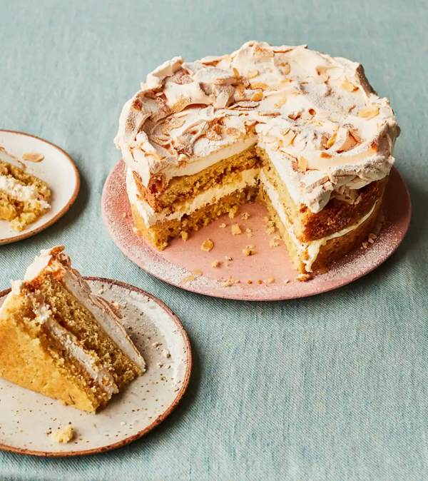 Lemon tarragon meringue cake