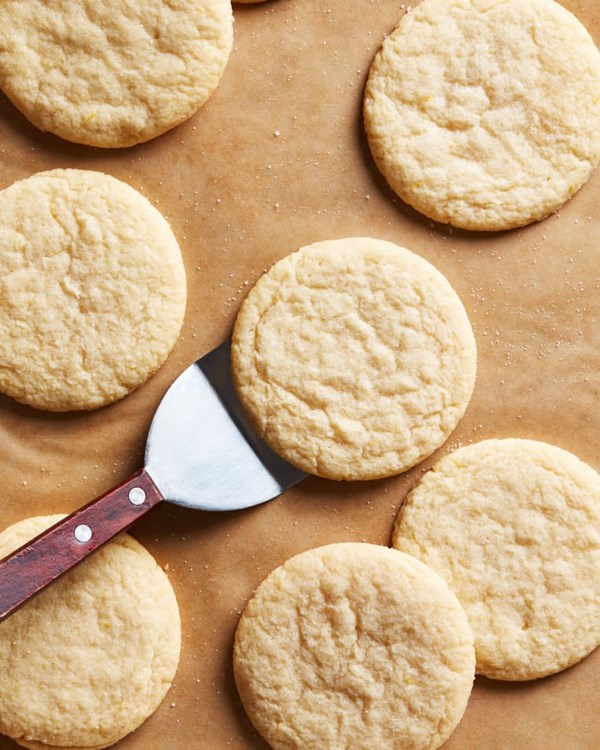 Lemon tea cakes