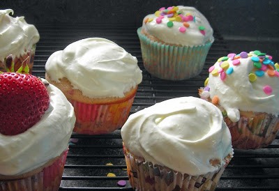 Lemon-thyme frosting