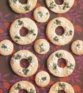 Lemon-thyme wreaths