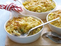 Lemon tuna Mornay with peas