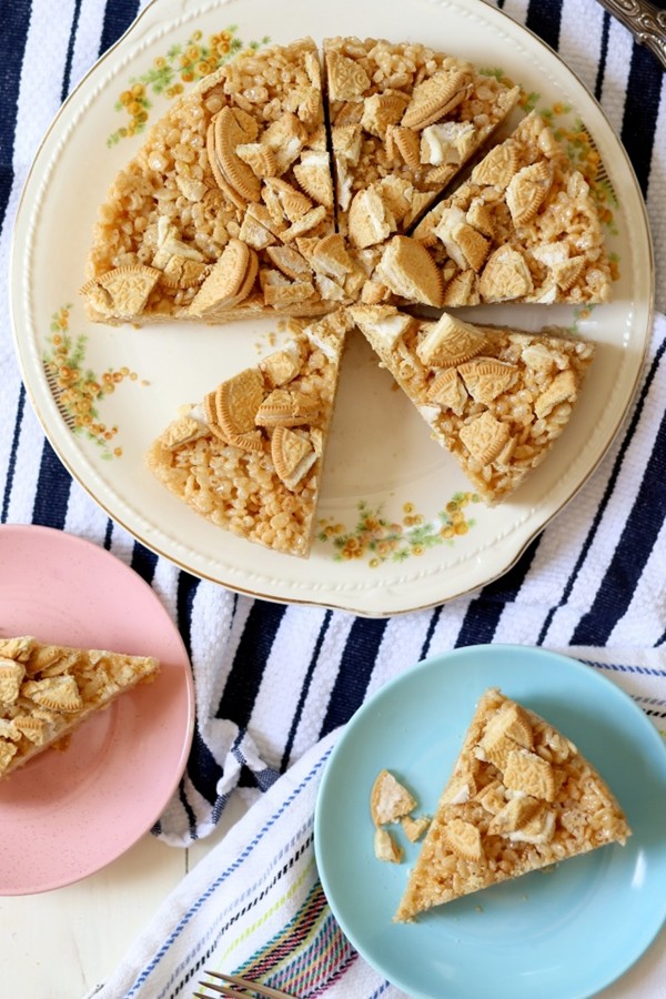 Lemon vanilla cookie Krispie treats