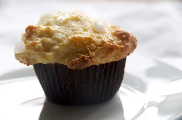 Lemon yogurt muffins