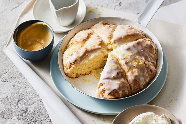 Lemonade drizzle scones with lemon curd