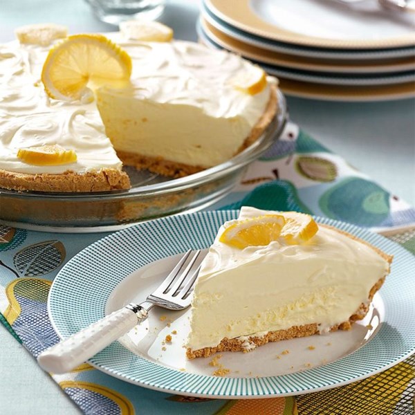 Lemonade icebox pie