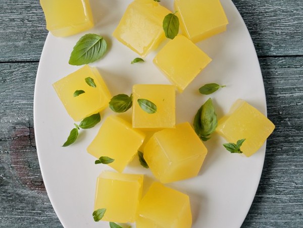 Lemonade jelly with basil (Bake the Book)