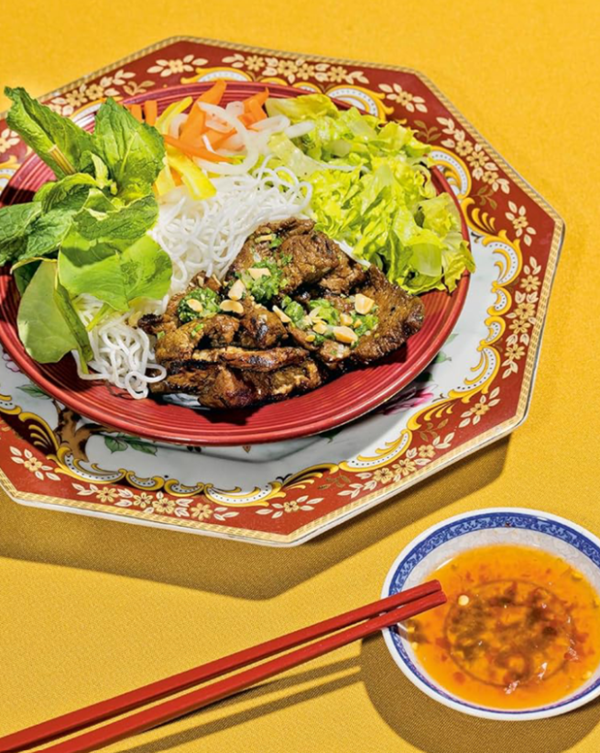 Lemongrass beef, chile, and rice noodle salad (Bun bo sa ot)