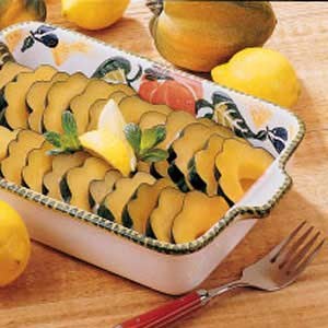 Lemony acorn slices