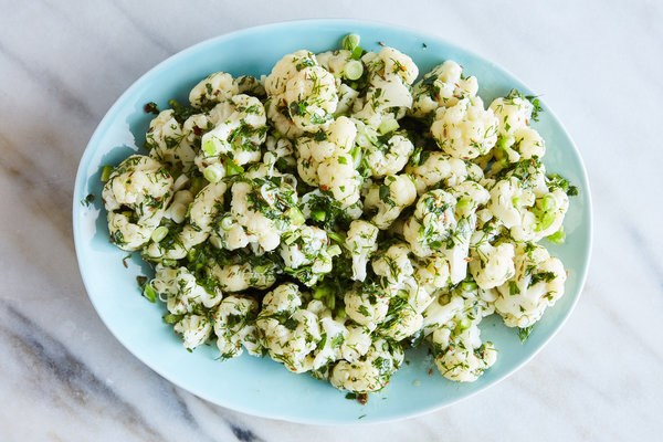 Lemony cauliflower with garlic and herbs