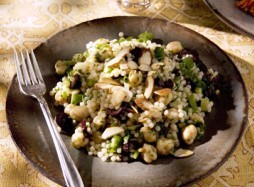 Lemony couscous with chickpeas