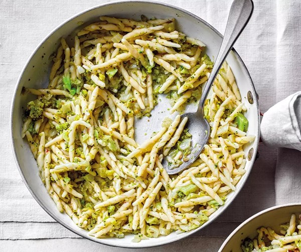 Lemony fennel & broccoli trofie