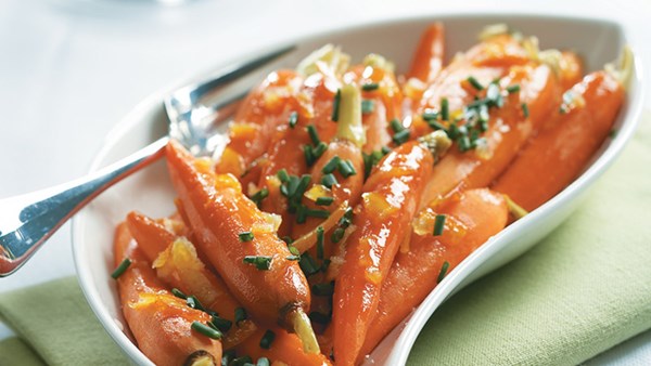 Lemony glazed carrots