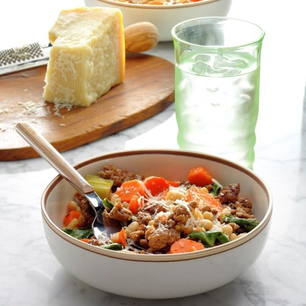Lemony Greek beef & vegetables