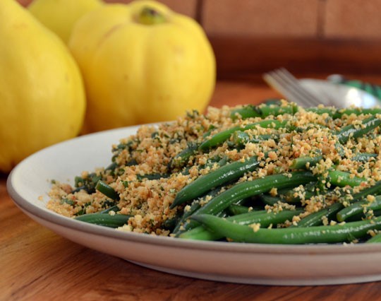 Lemony green beans with almond breadcrumbs