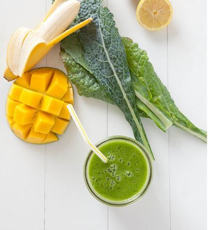 Lemony kale mango smoothie