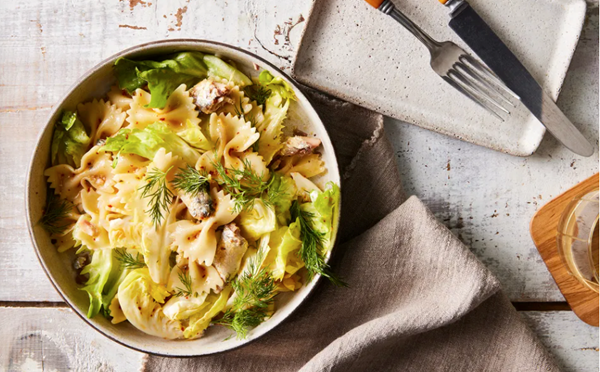 Lemony pasta with sardines & escarole