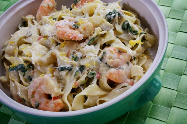 Lemony shrimp and spinach fettuccine