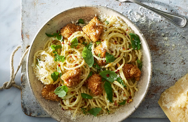  Lemony spaghetti with Parmesan popcorn chicken 