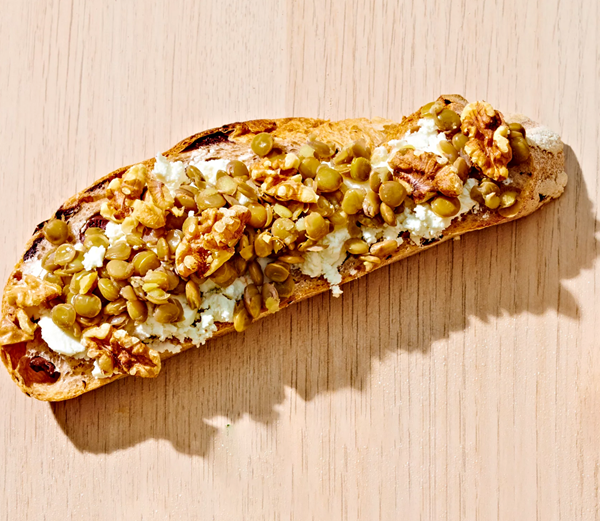 Lentil & goat cheese toast