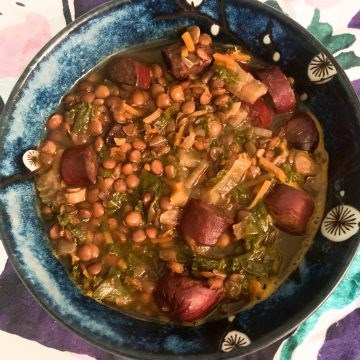 Lentil & kielbasa soup