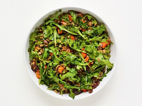 Lentil and arugula salad 