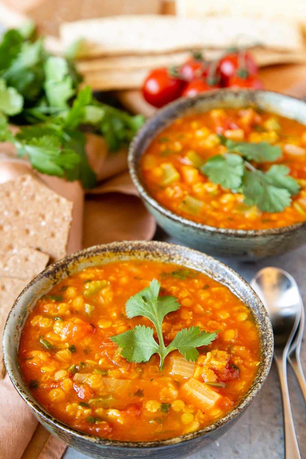 Lentil and bacon soup (no blender needed)