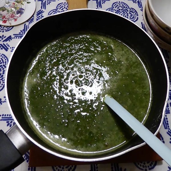 Lentil and sorrel soup (Le potage de lentilles à l'oseille)