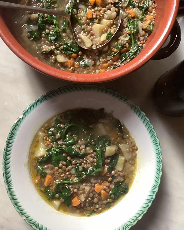 Lentil and spinach soup