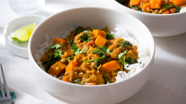 Lentil and vegetable coconut-almond curry