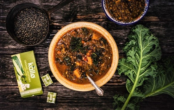 Lentil, kale and sweet potato soup
