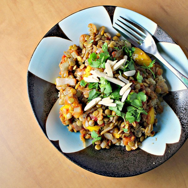 Lentil mango picadillo