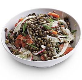 Lentil salad with fennel and smoked salmon