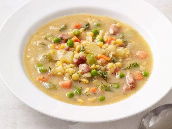 Lentil soup with peas and ham