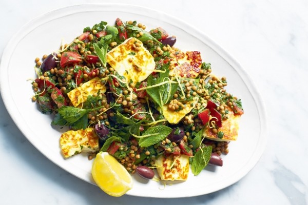 Lentil tabbouleh with haloumi