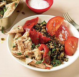 Lentil, tuna, and roasted pepper salad