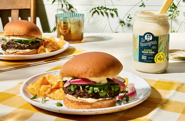 Lentil veggie burger