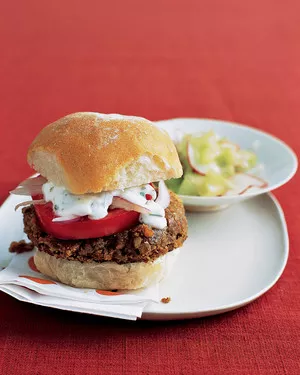 Lentil-walnut burgers