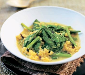 Lentils in chilli-infused coconut milk