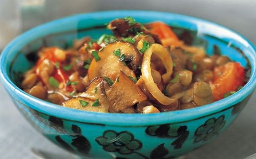 Lentils with mushrooms and anis