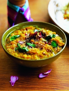 Lentils with pumpkin (Kadu dalcha)