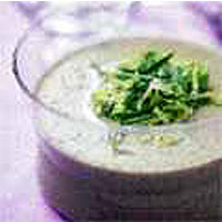 Lettuce and garlic chive soup