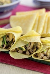 Lettuce wraps with chicken