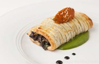 Lifafa mushrooms, braised spinach roasted tomato-sesame chutney
