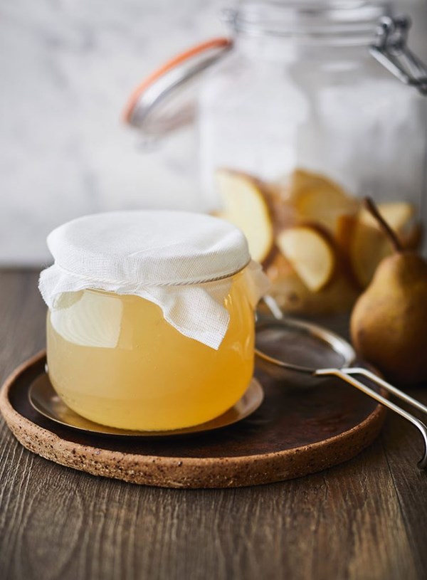 Light & fruity pear vinegar